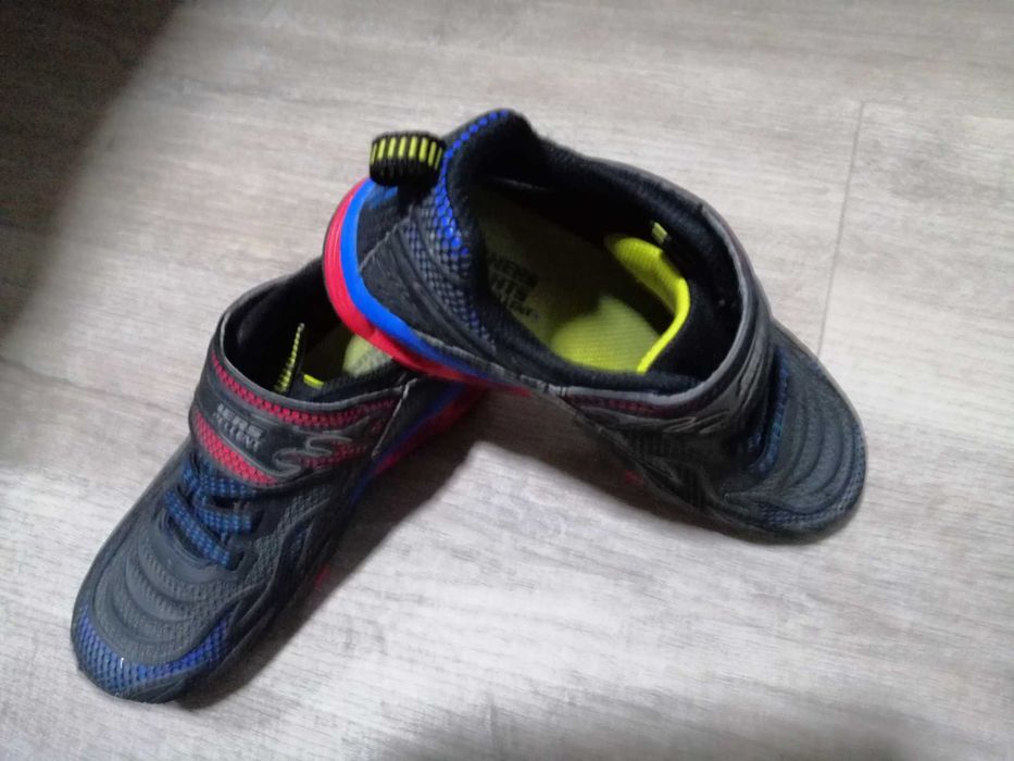 Sapatilhas,  skechers criança, tamanho 32