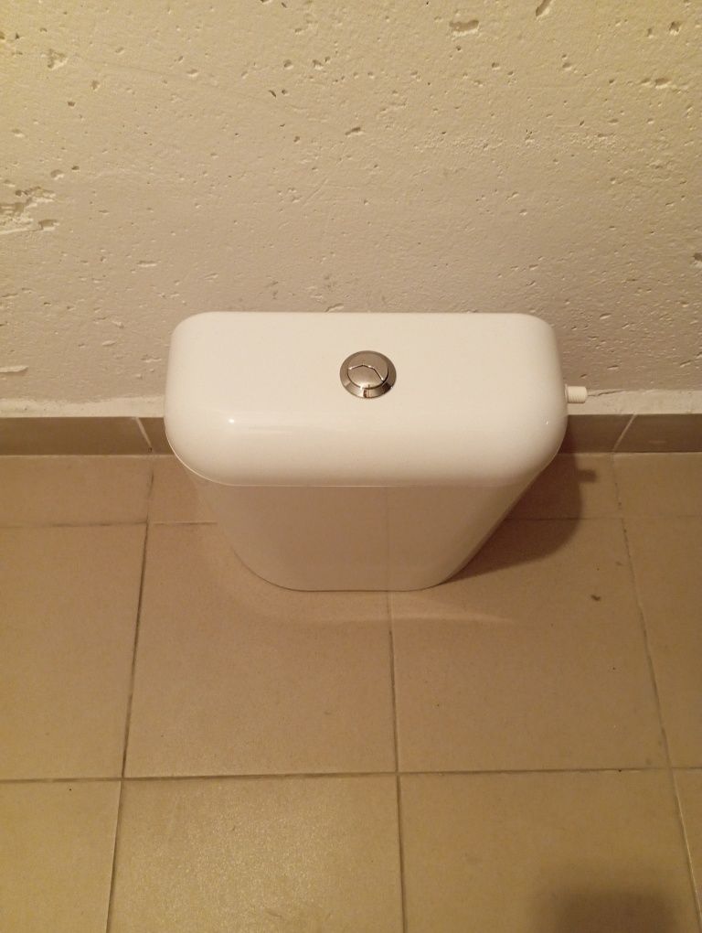 Spłuczka Zbiornik do kompakt WC ( plastikowy )