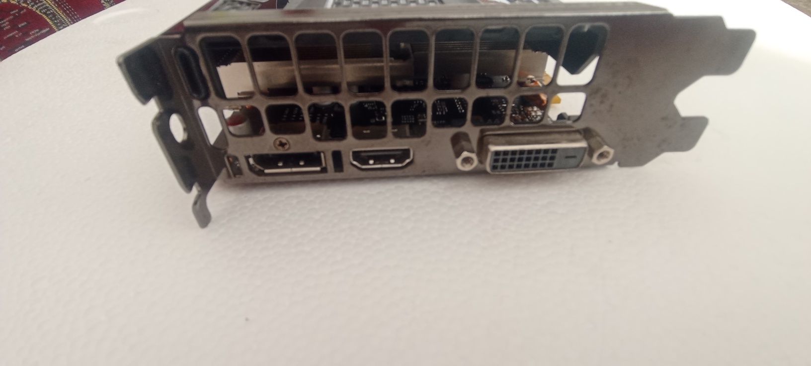 Відеокарта EVGA GTX 1050Ti FTW