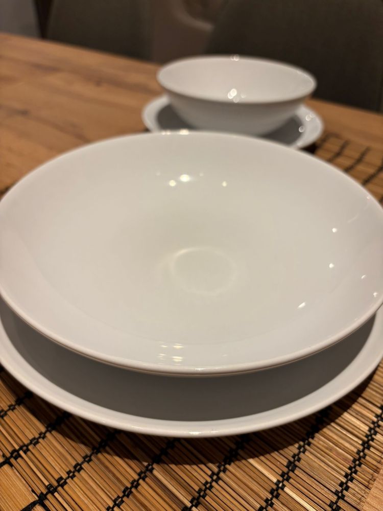 Vendo conjunto loiça IKEA completo