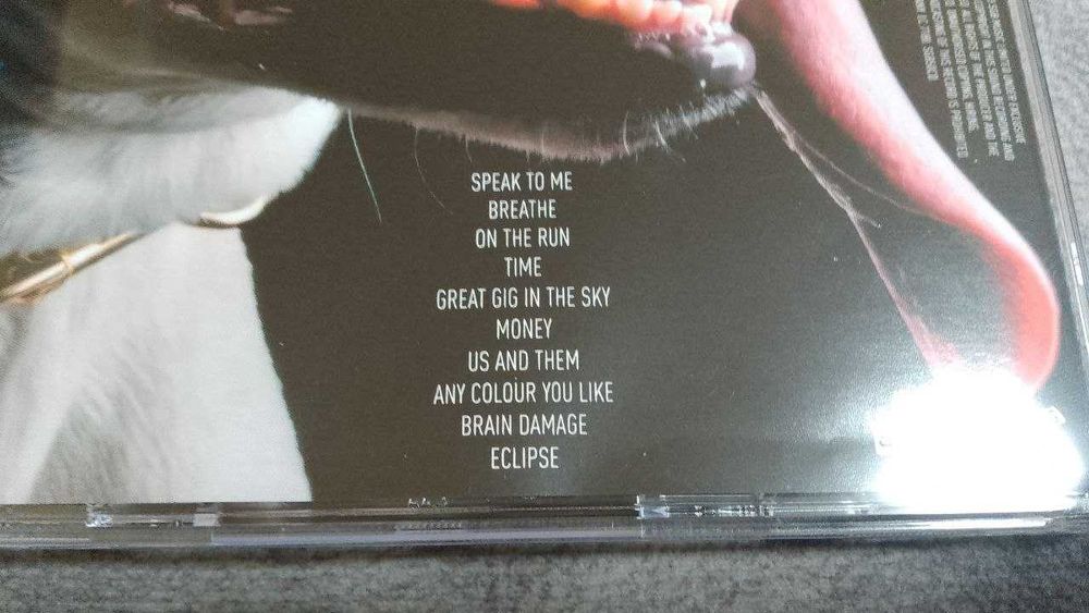 Roger Waters - The Dark Side of the Moon Redux. новый заводской cd