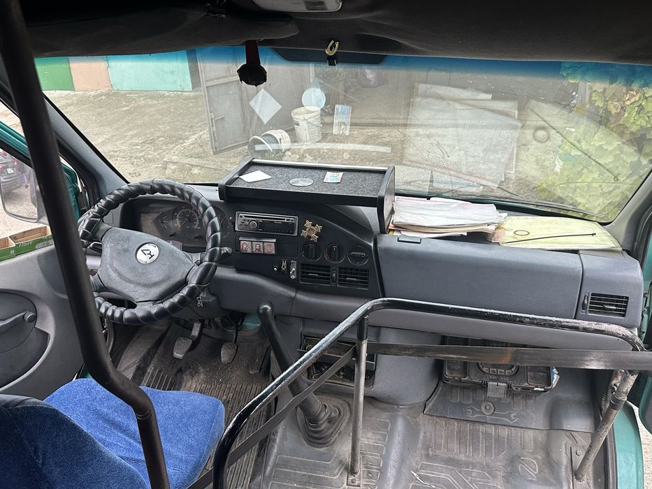 Продам Sprinter Mercedes Benz 310 2.9 дизель 1999 года в хорошем сост