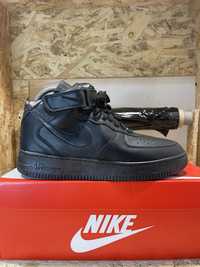 Чоловічі кросівки Nike Air Force 1 Mid black