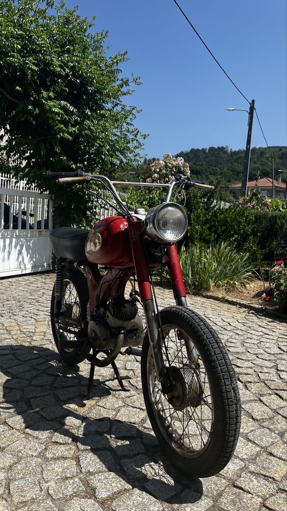 Sachs lebre a andar boa para pequeno restauro, iclui peças