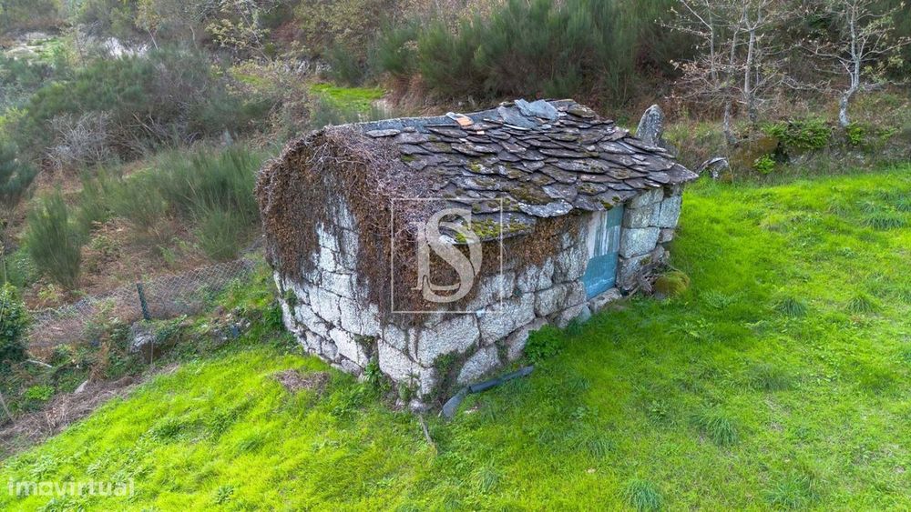 Terreno de 3.000m²  em Ansiães, Amarante, com Vistas...