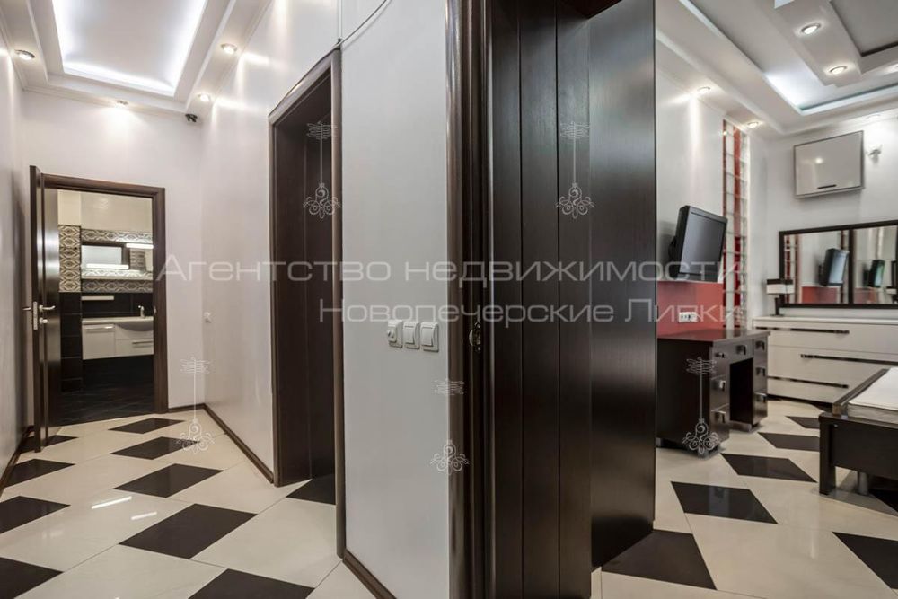 Продам квартиру исторический центр 86 м2 Велика Васильківська 20