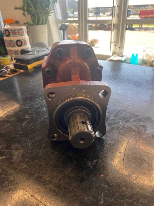 Шестеренчастий гідравлічний насос LIWA 82л. ISO (bi rotation)