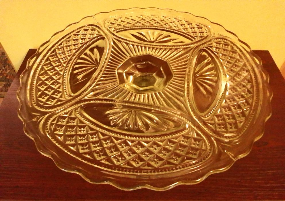 Piękna duża Patera na tort lub owoce na nóżce-KROSNO