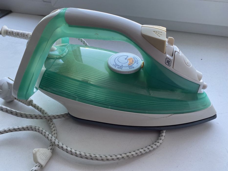 Праска Tefal Ultra Gliss