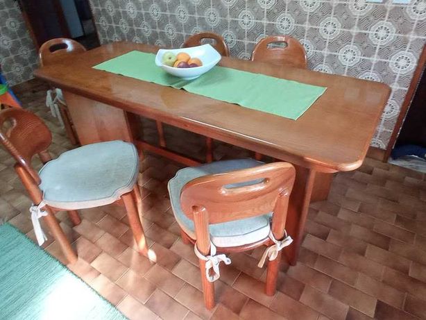 mesa de jantar com 6 cadeiras