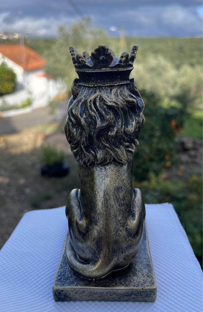 Estátua Leão coroado cor Bronze alusivo Sporting