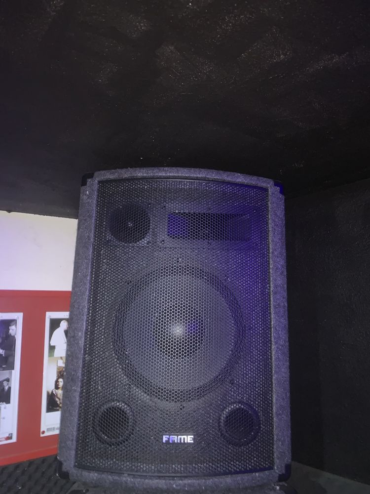 Mesa de som + colunas