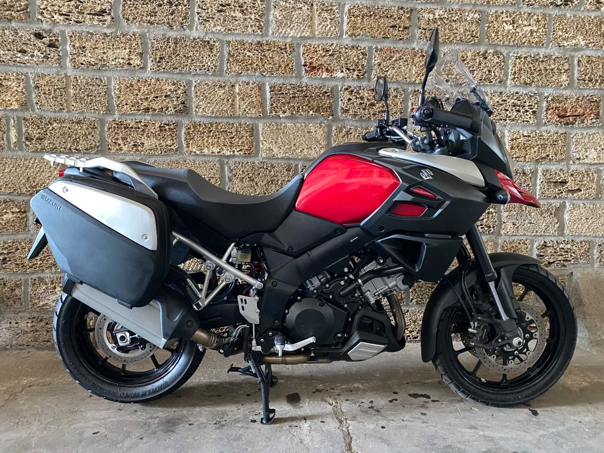 Suzuki V-Strom 1000 2014