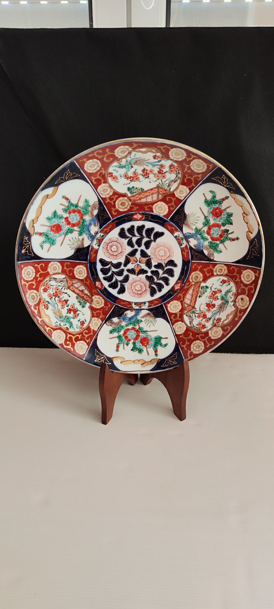 Prato Japonês com decoração policromada imari sec XIX/XX