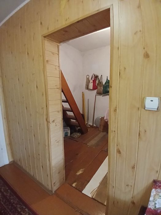 Продаж будинку в центрі села