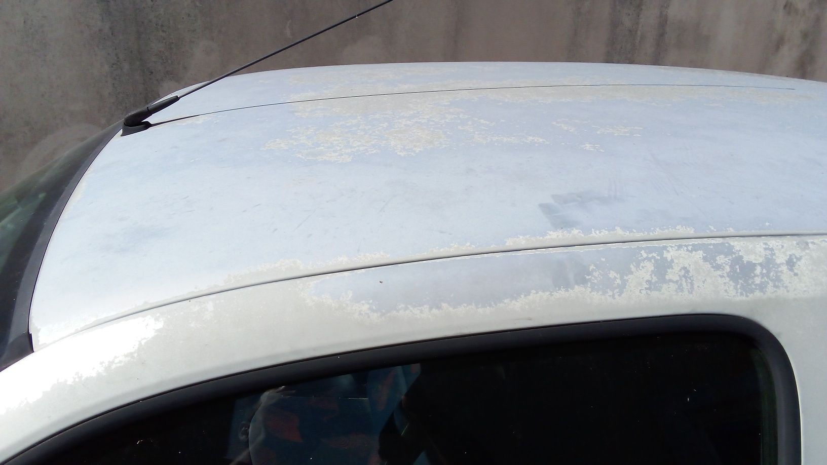 Renault Clio 1.9D Comercial (04/2000)