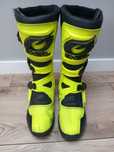 Buty na krosa, motor o'neal