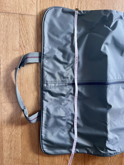 Porta fatos com 2 cabides