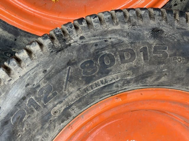 4 Rodas de relva completas para tratores Kubota