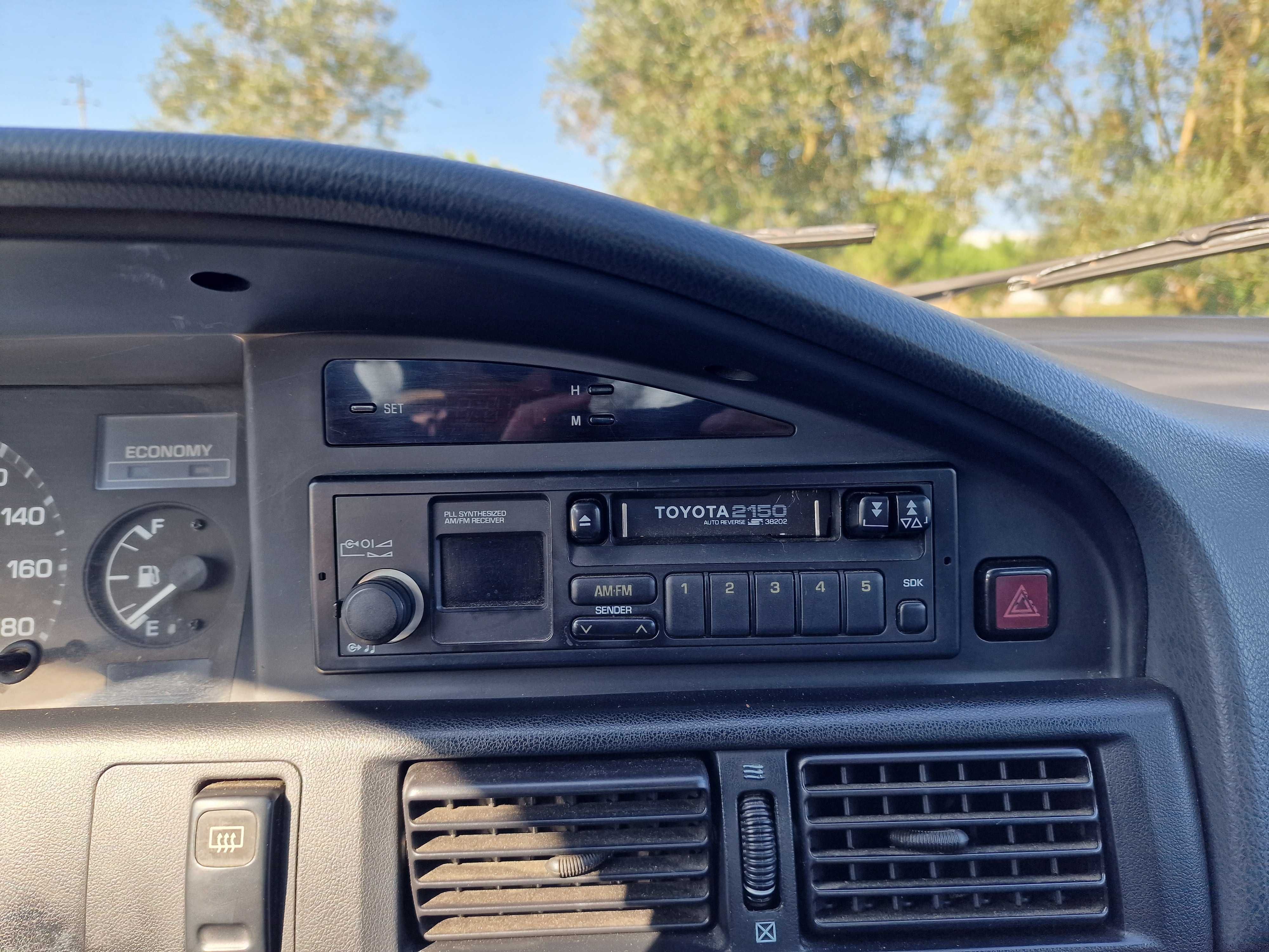 Toyota Corolla 1.3 XLI Velvet