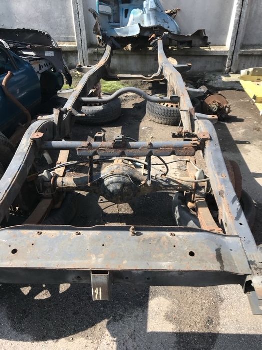 Рама та мости Nissan Patrol 1991