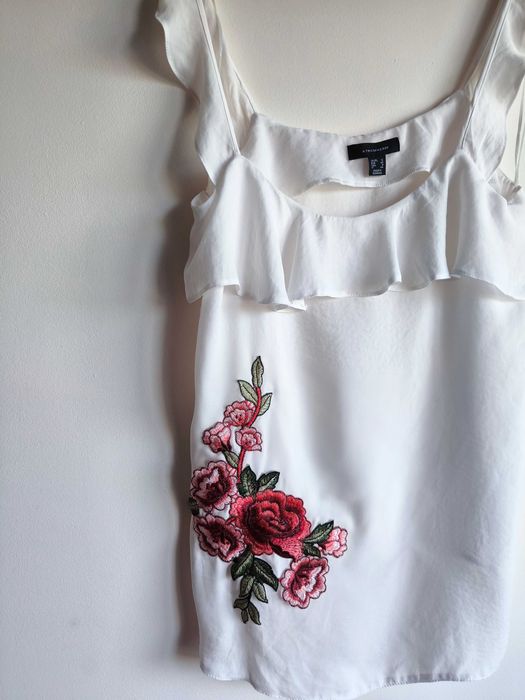 Biała koszulka na ramiączkach Atmosphre L/40