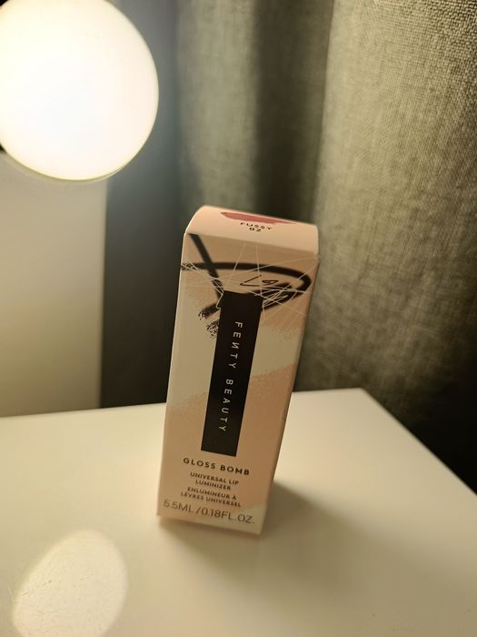 Błyszczyk fenty beauty mini bomb fussy