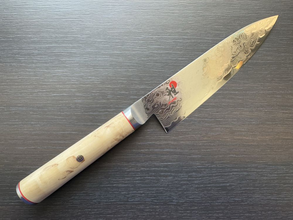 Японський професійний кухонний шеф-ніж Miyabi Birchwood SG2 5000MCD