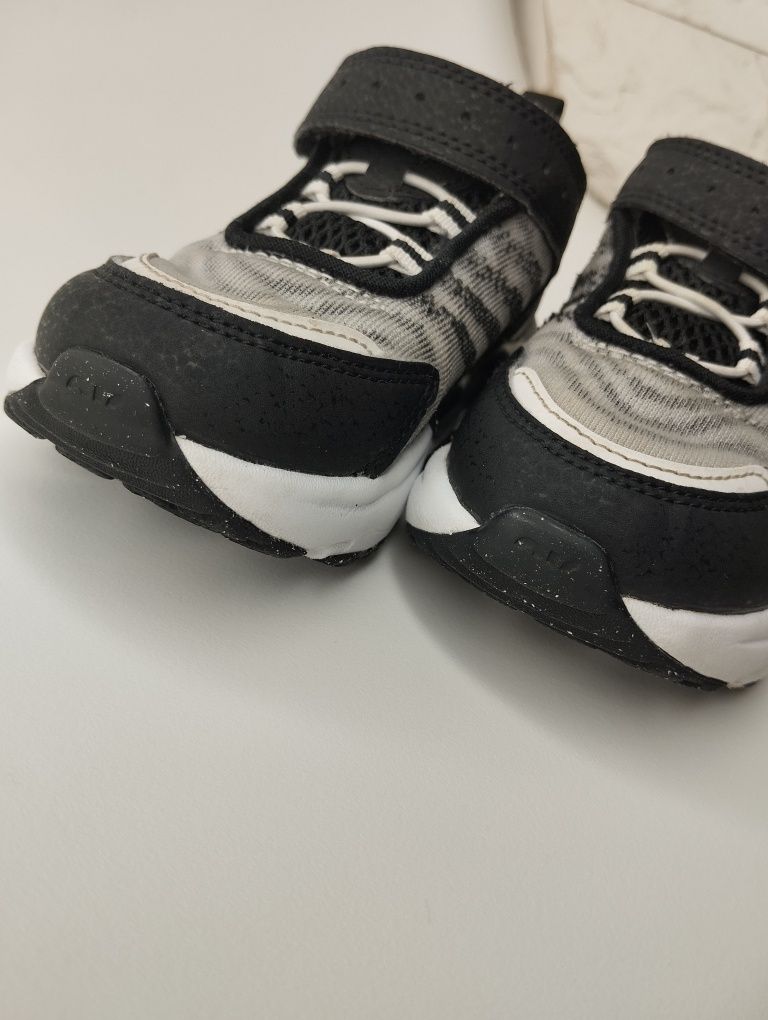 Оригінальні дитячі кросівки Nike Air max tw 24-25