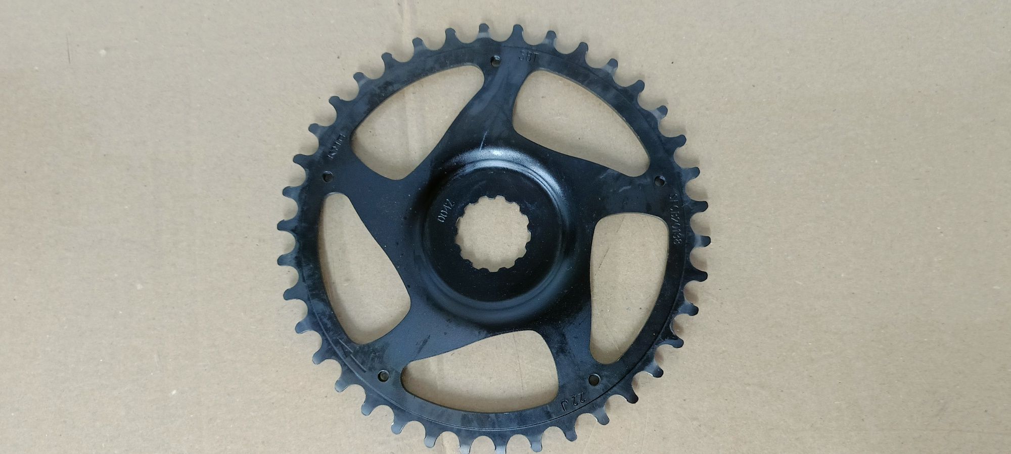 Zębatka KMC 38T. Bosch 3 Generacja