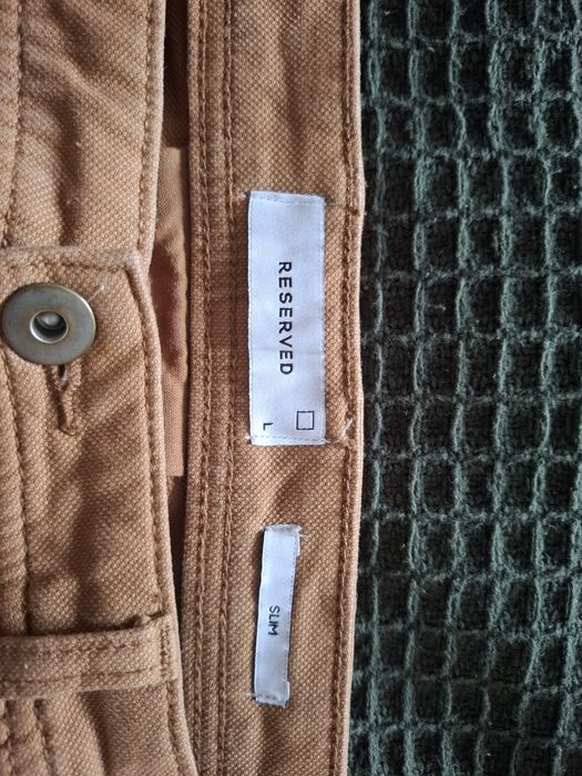 Klasyczne Spodnie męskie Reserved