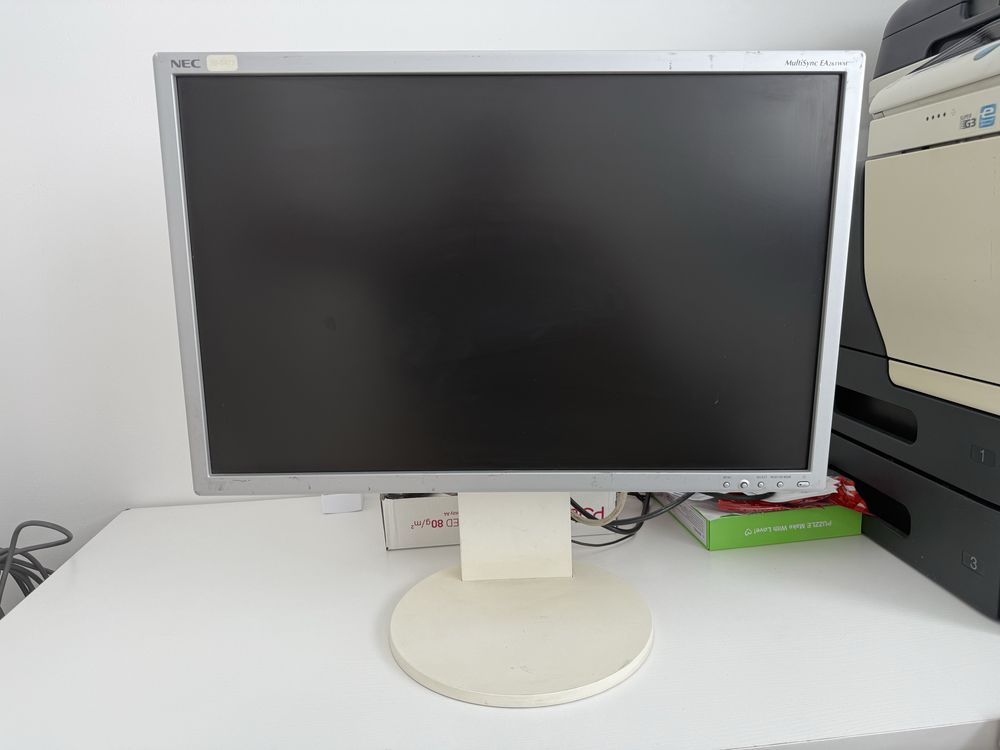 Monitor NEC EA261wm 26”