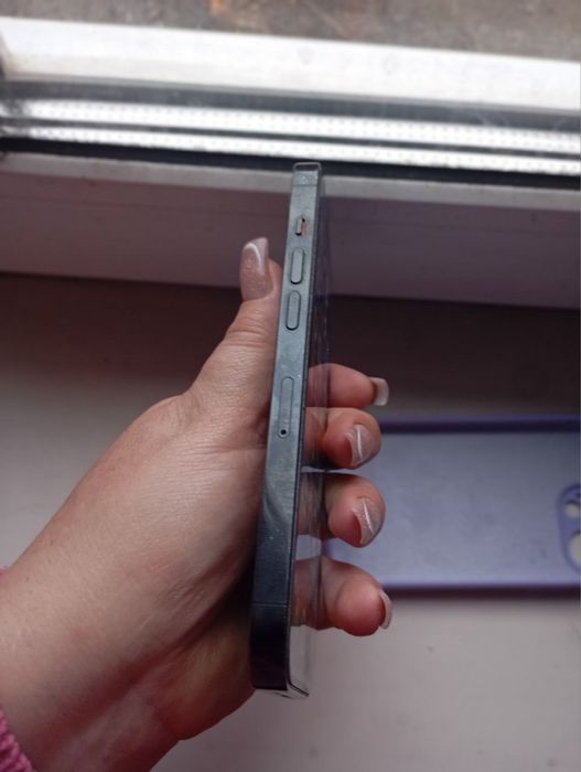 Продам айфон 14 про