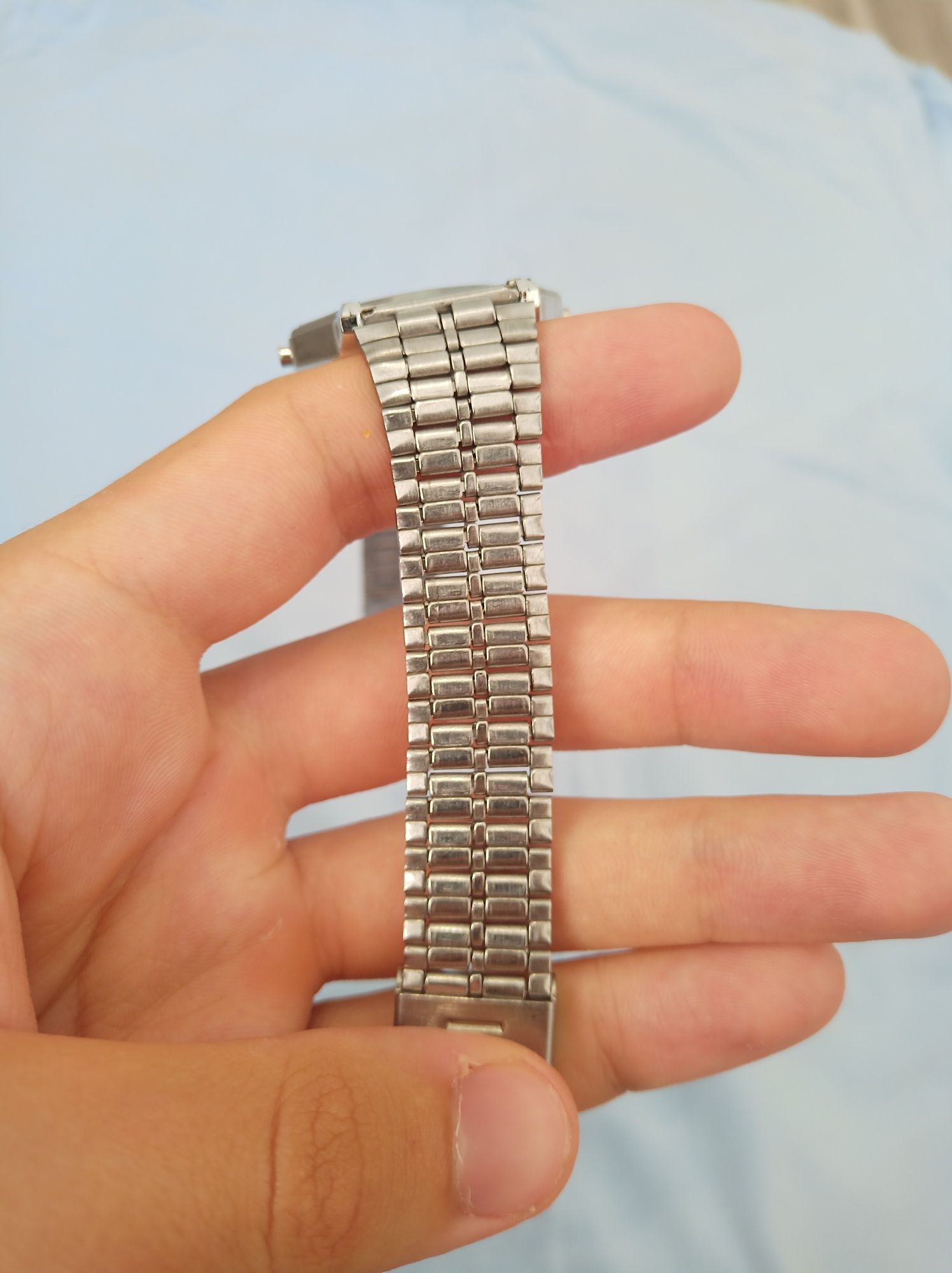 Zegarek sportowy, elektroniczny, podobny do Casio