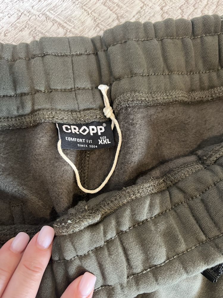 Спортивні штани хакі, зелені на флісі ххл. Штани кроп, CROPP XXL