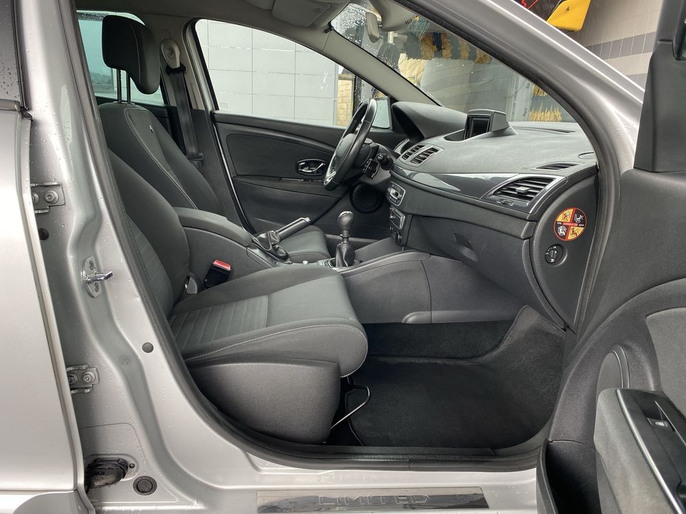 Megane Sport Tourer NACIONAL Limited 1.5 Dci