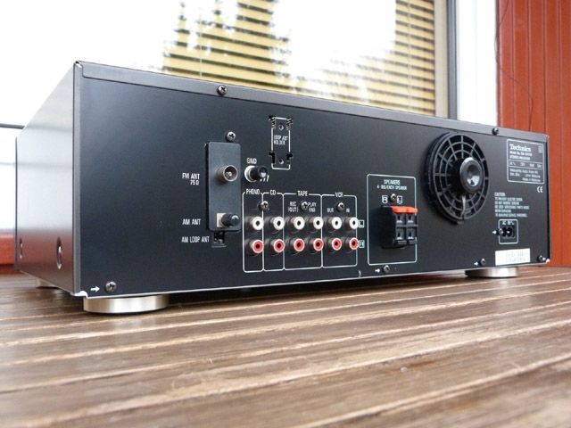 SA-EX100 / SA-EX120 / SA-GX180 Technics Stereo Receiver Amplituner