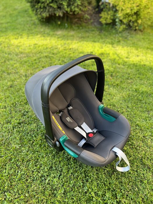 Fotelik łupina Britax Romer Babysafe 3 i-Size
