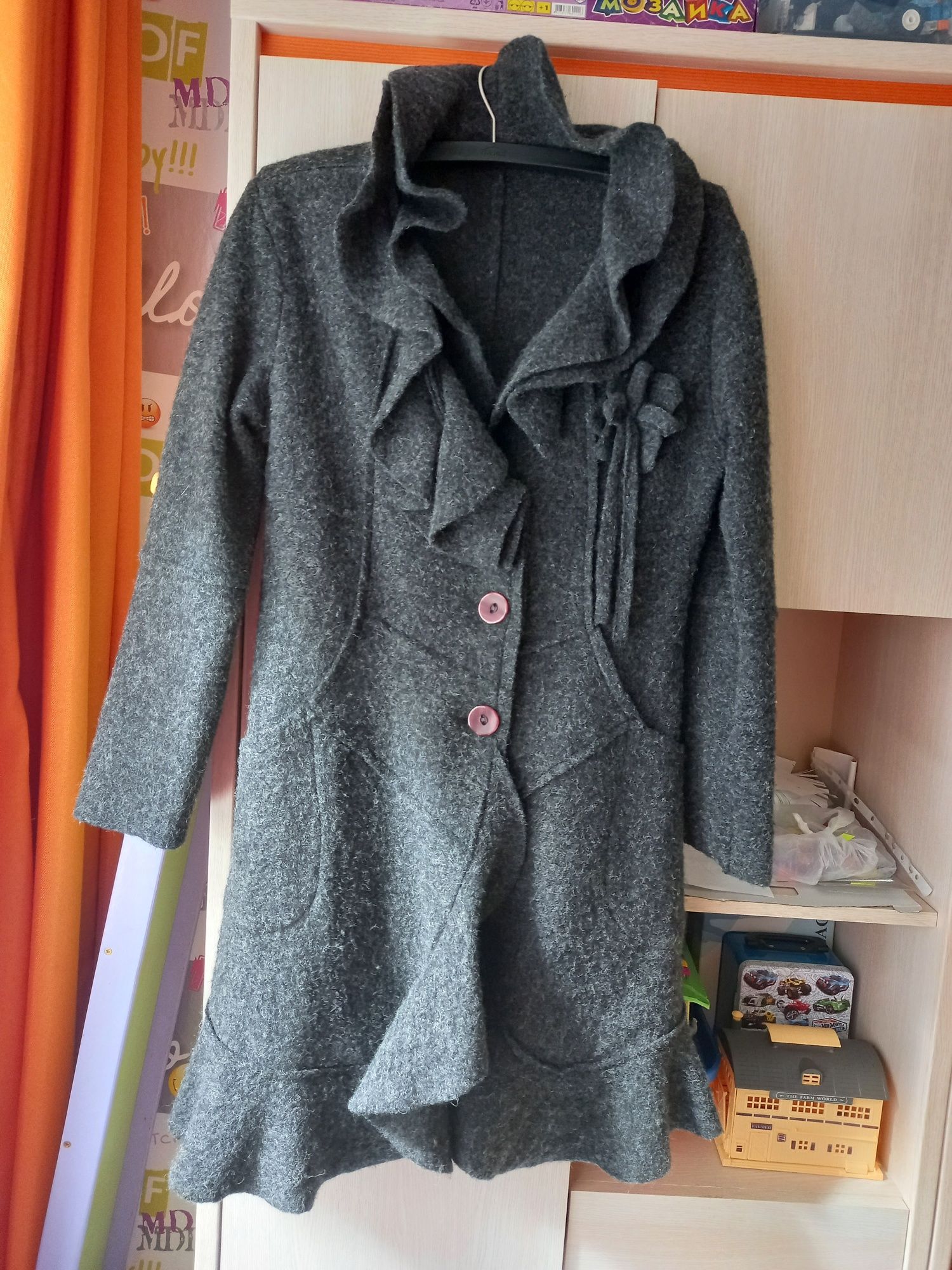 Пальто демисезоное шерстяное куртка