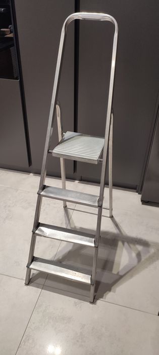 Drabina aluminiowa 3 stopnie podest