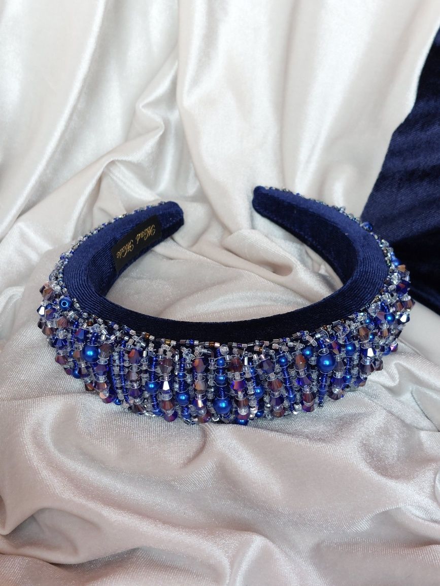 Handmade opaska do włosów ozdobiona kryształkami granatowa