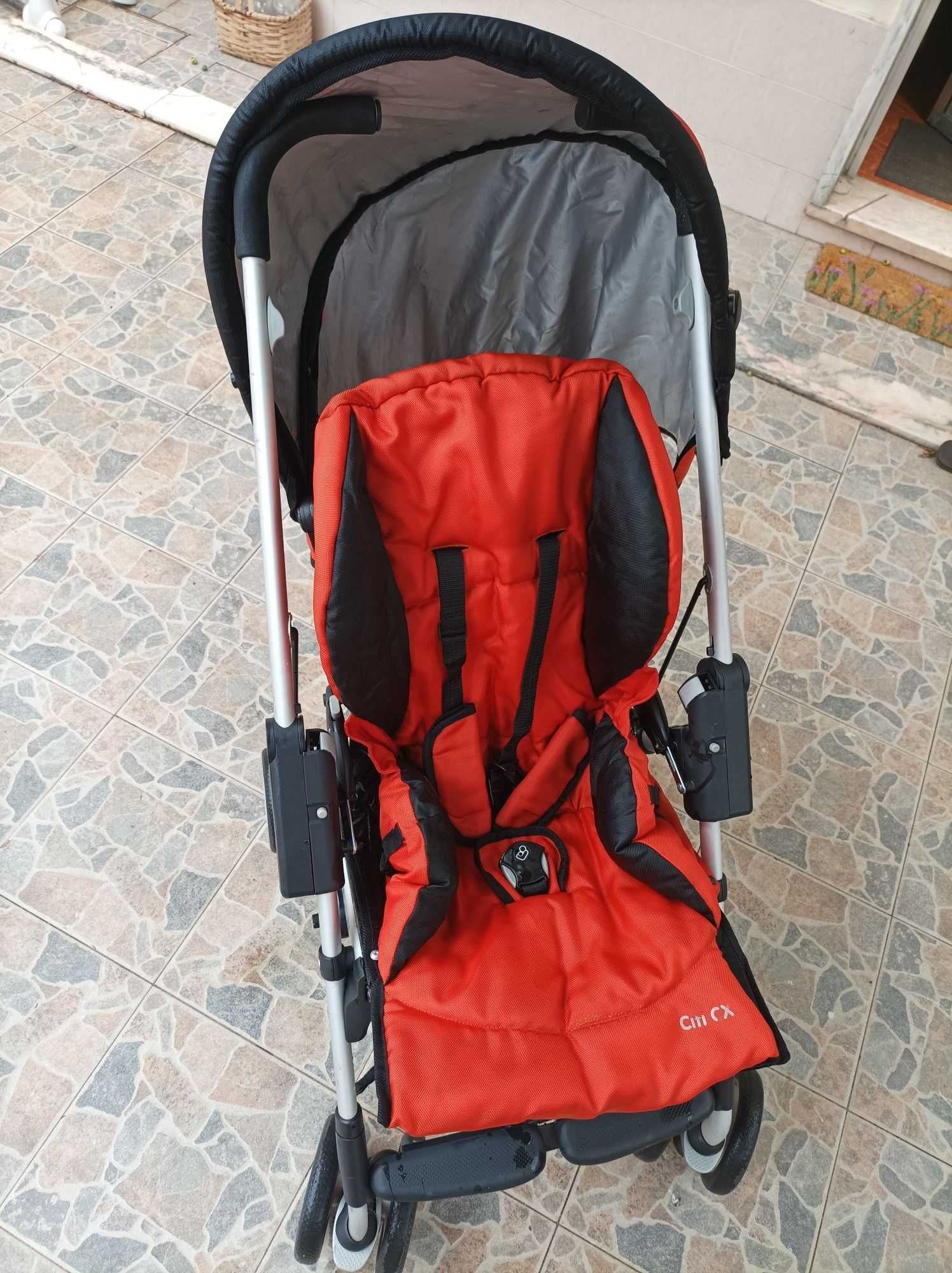 Carrinho bebé passeio