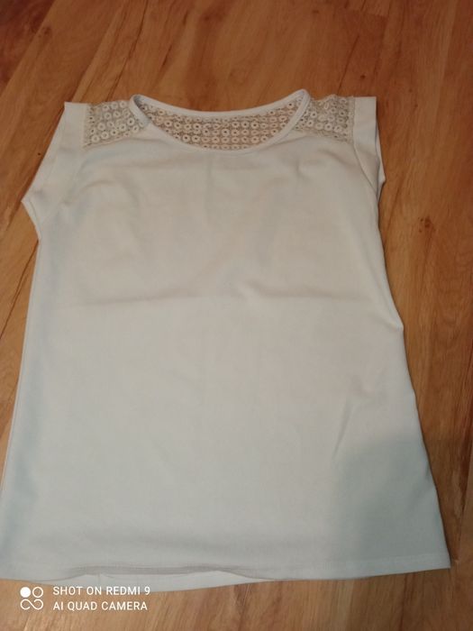 Bluzeczka biała rozmiar l