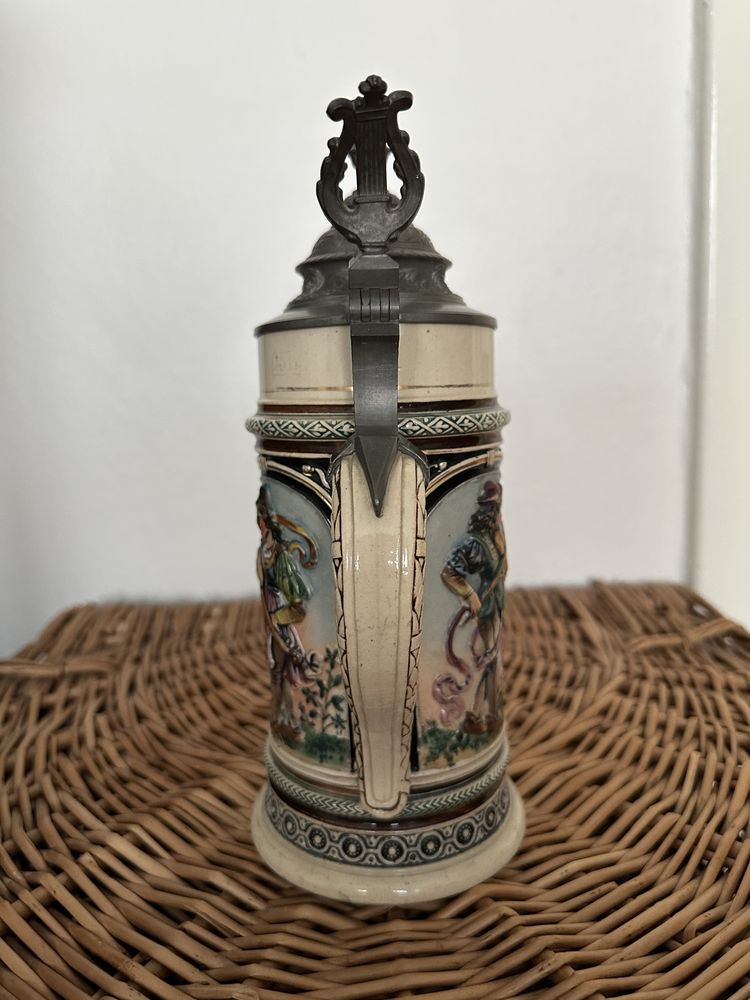 Stary niemiecki ceramiczny kufel ozdobny
