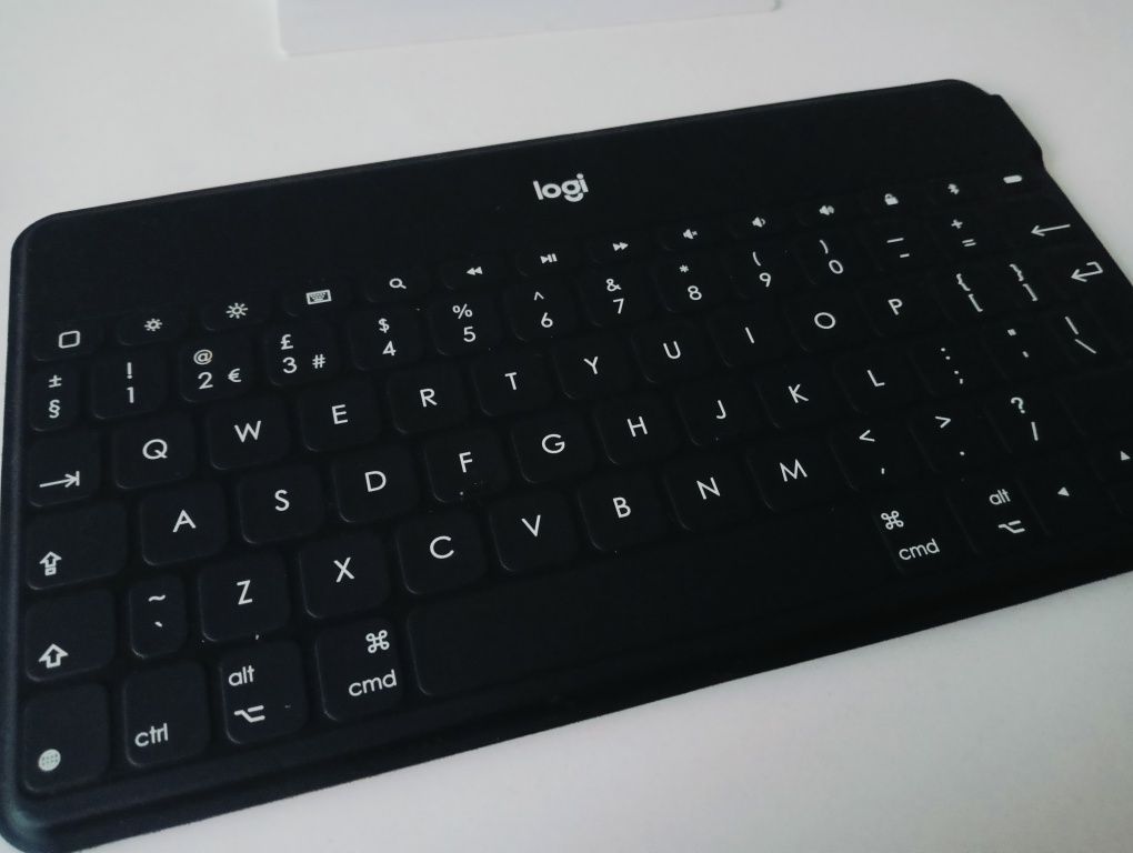 Klawiatura Logitech keys to go (mała do np tabletu, telefonu )