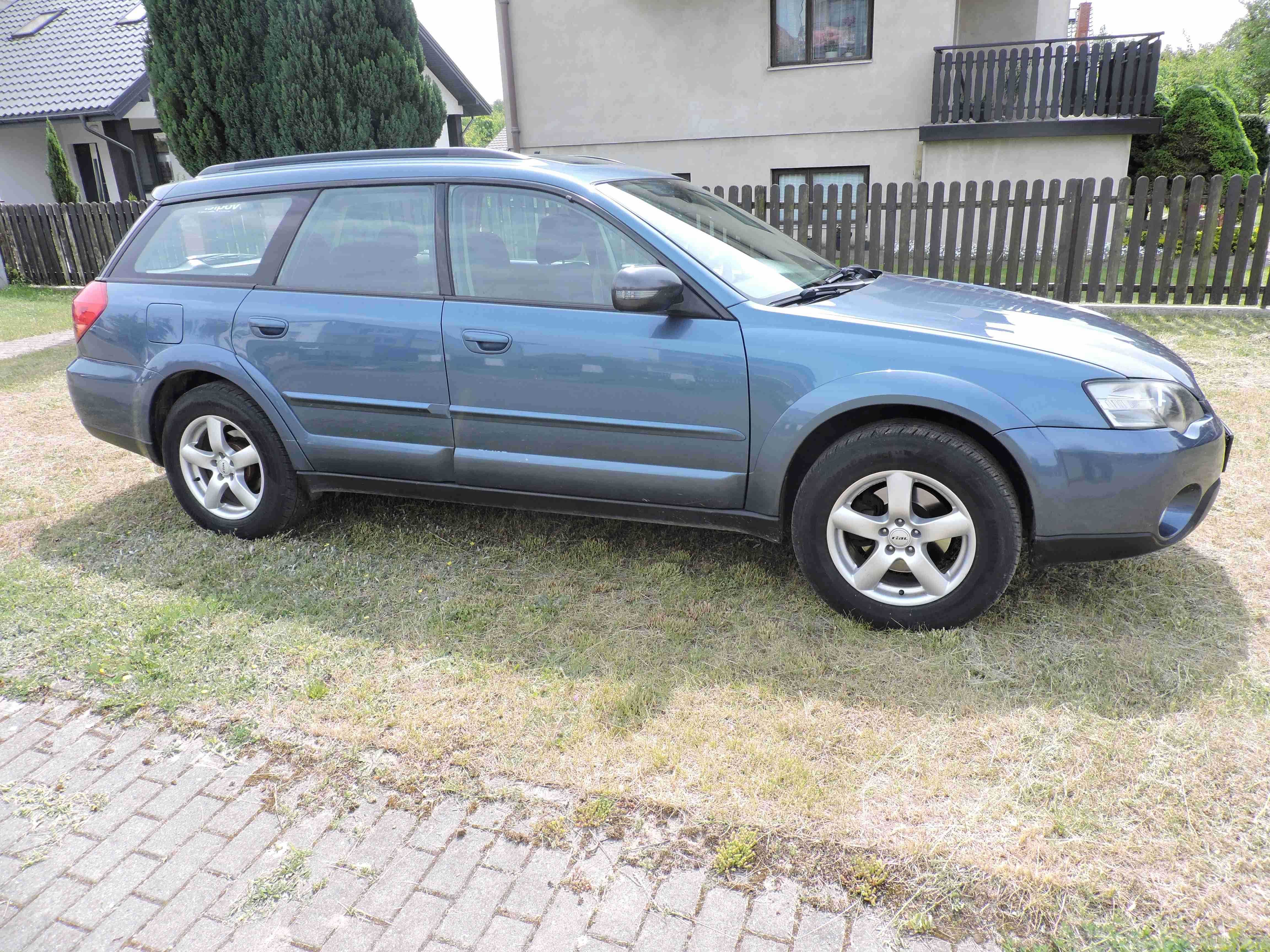 Subaru Outback 2,5 2003 r.