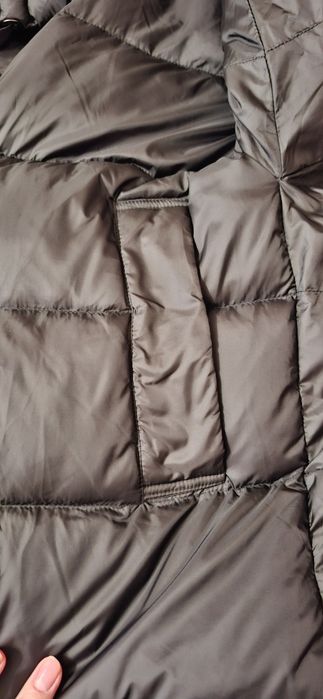 Жіноча зимова куртка