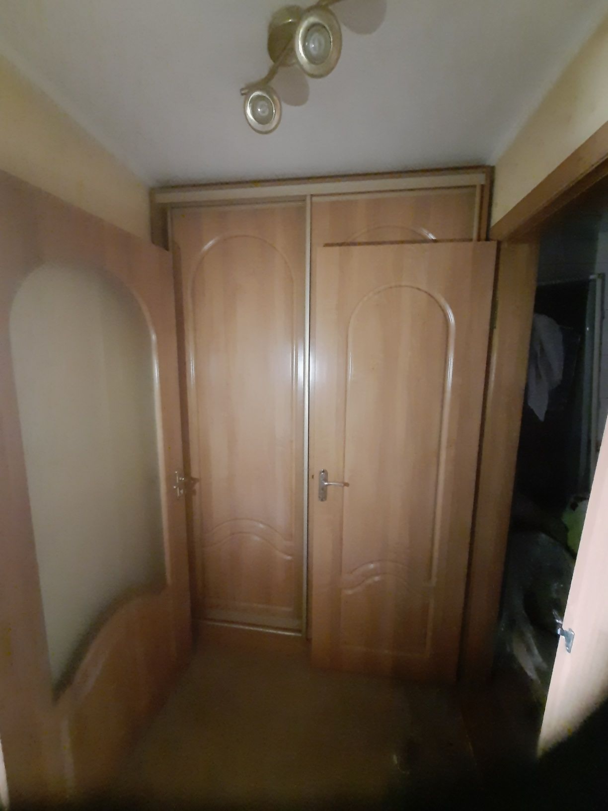 Продам 1 кімнатну квартиру 31м2,вул.Решетилівська