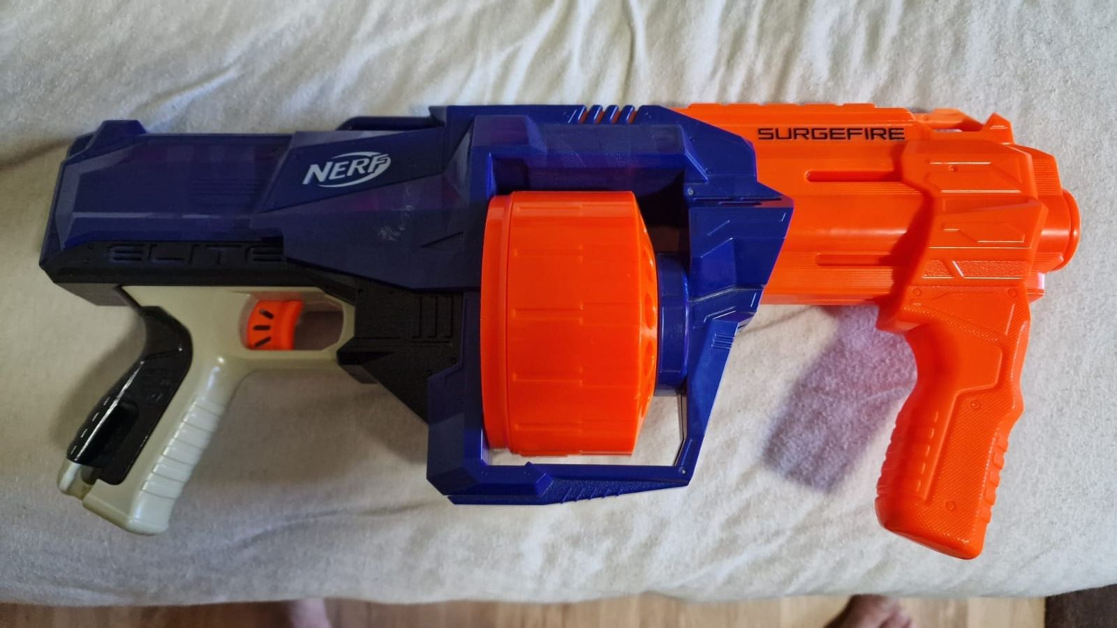 Nerf surgefire pistolet