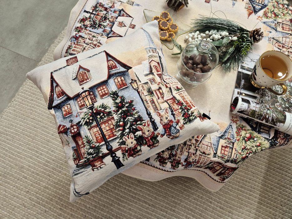 Poszewka  świąteczna 45x45 cm dekoracyjna z myszkami M02 ML